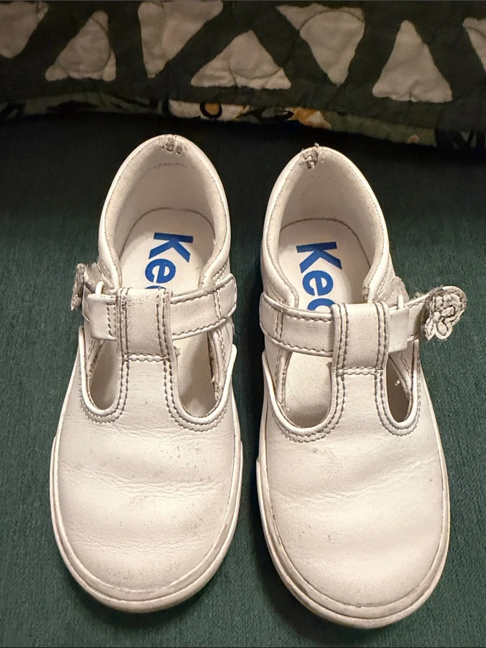 Keds White Girls T-Strap Mary Jane Shoes with Floral Accent